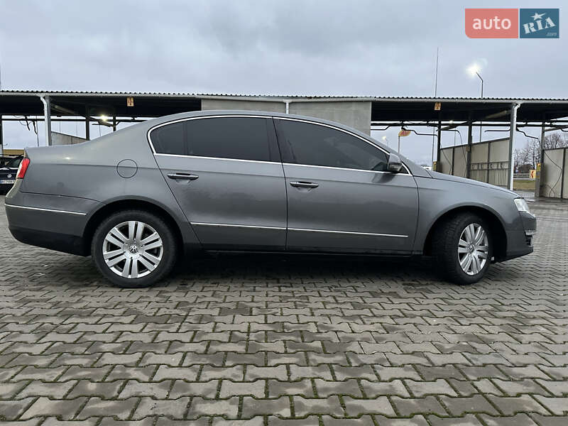 Седан Volkswagen Passat 2006 в Любомлі