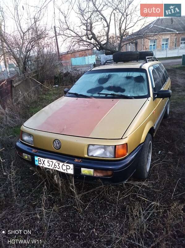 Універсал Volkswagen Passat 1989 в Івано-Франківську