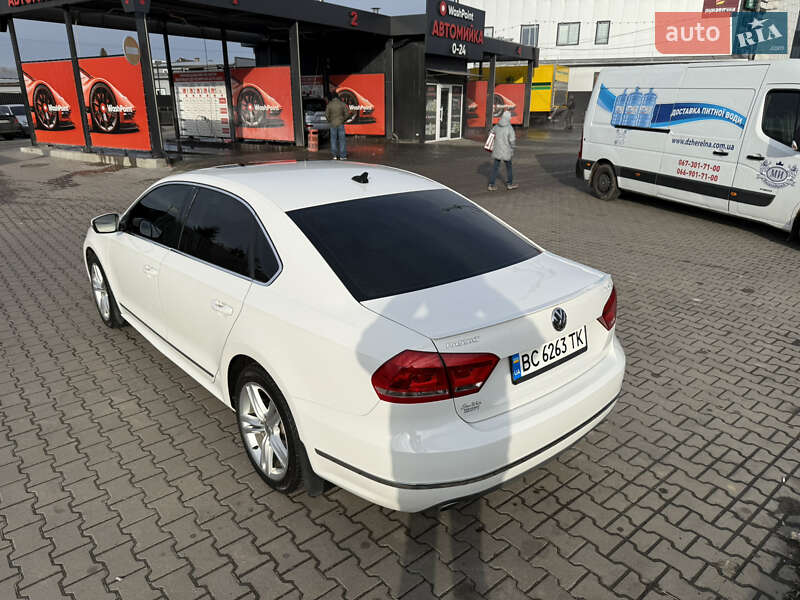 Седан Volkswagen Passat 2014 в Львові