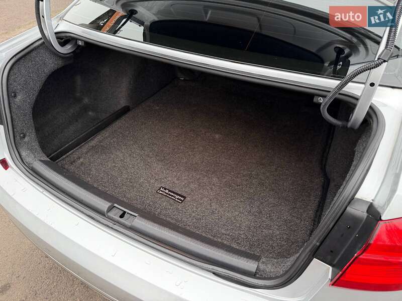 Седан Volkswagen Passat 2016 в Кривому Розі