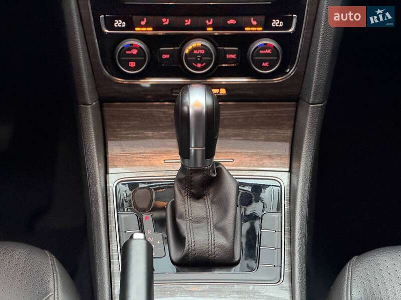 Седан Volkswagen Passat 2016 в Кривому Розі