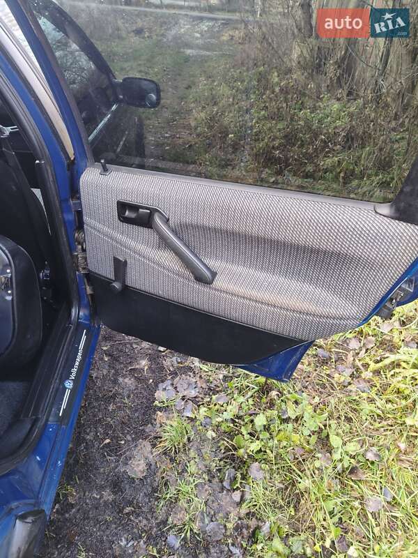 Універсал Volkswagen Passat 1993 в Білопіллі фото 10 Універсал Volkswagen Passat 1993 в Білопіллі