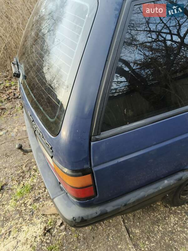 Універсал Volkswagen Passat 1993 в Білопіллі фото 6 Універсал Volkswagen Passat 1993 в Білопіллі