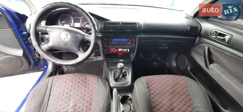 Універсал Volkswagen Passat 2001 в Гадячі