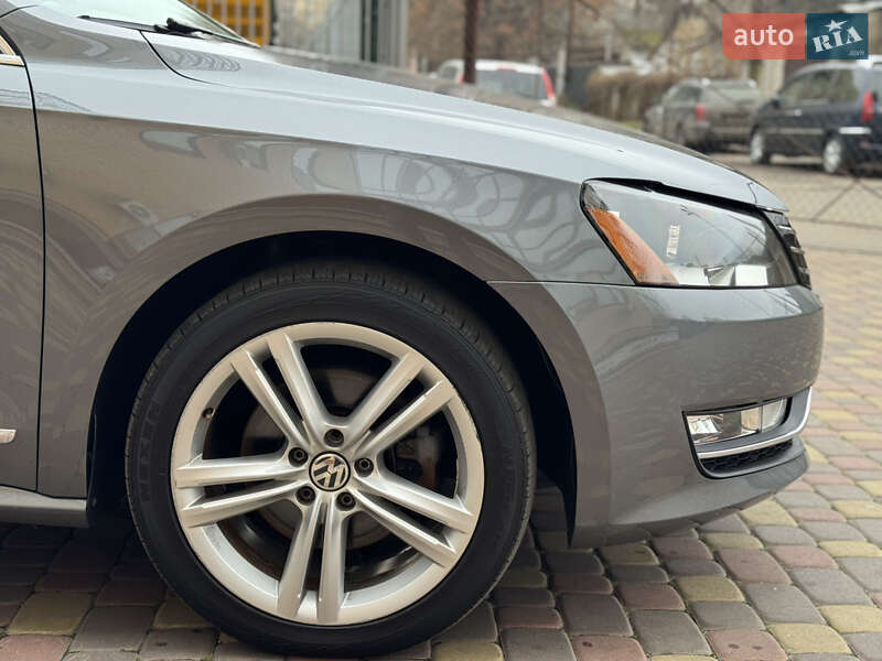 Седан Volkswagen Passat 2014 в Вінниці
