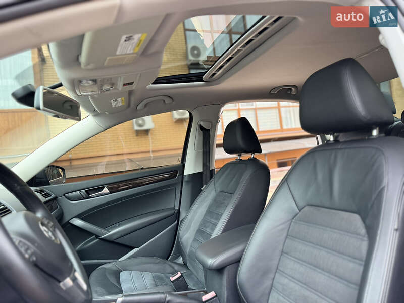 Седан Volkswagen Passat 2014 в Вінниці
