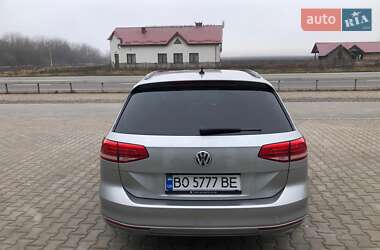 Універсал Volkswagen Passat 2015 в Тернополі