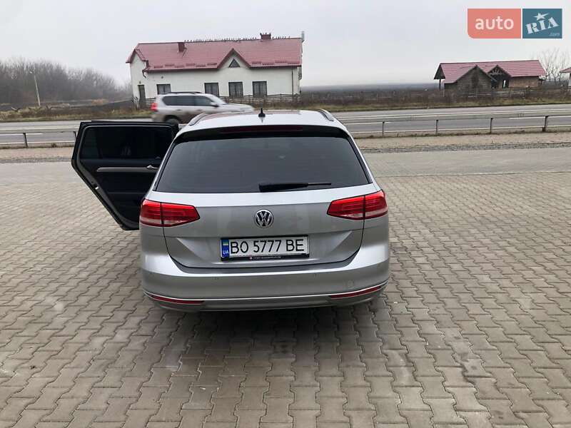 Універсал Volkswagen Passat 2015 в Тернополі