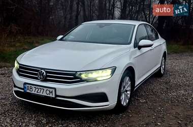 Седан Volkswagen Passat 2019 в Виннице