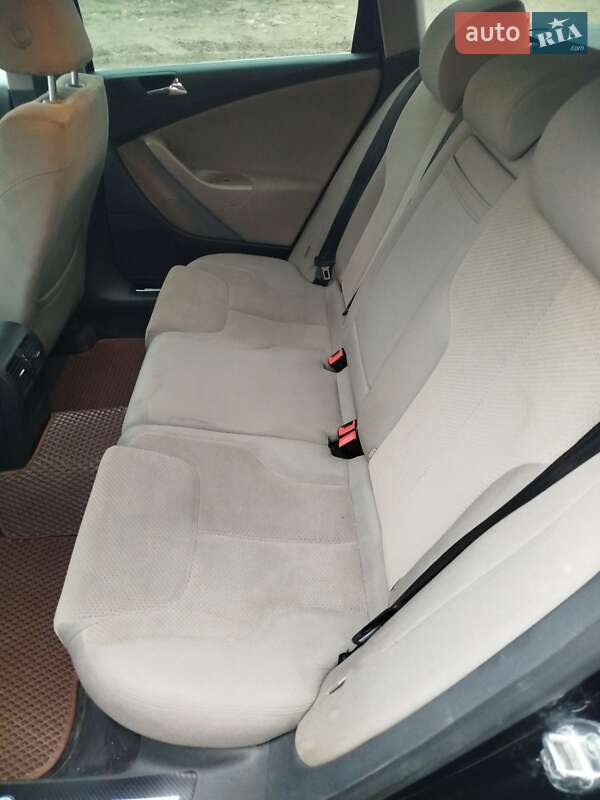 Універсал Volkswagen Passat 2007 в Дунаївцях