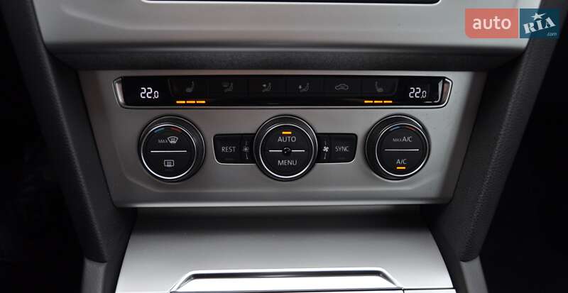 Седан Volkswagen Passat 2017 в Одесі фото 40 Седан Volkswagen Passat 2017 в Одесі