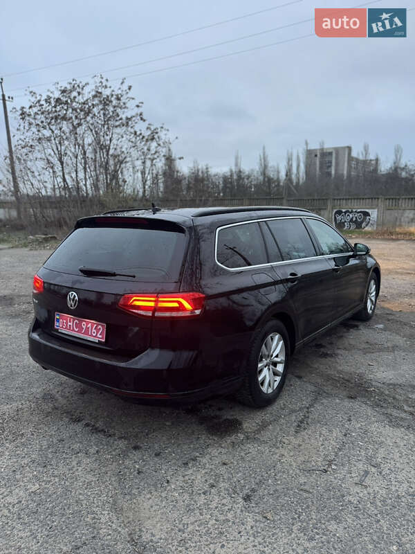 Універсал Volkswagen Passat 2015 в Білгороді-Дністровському