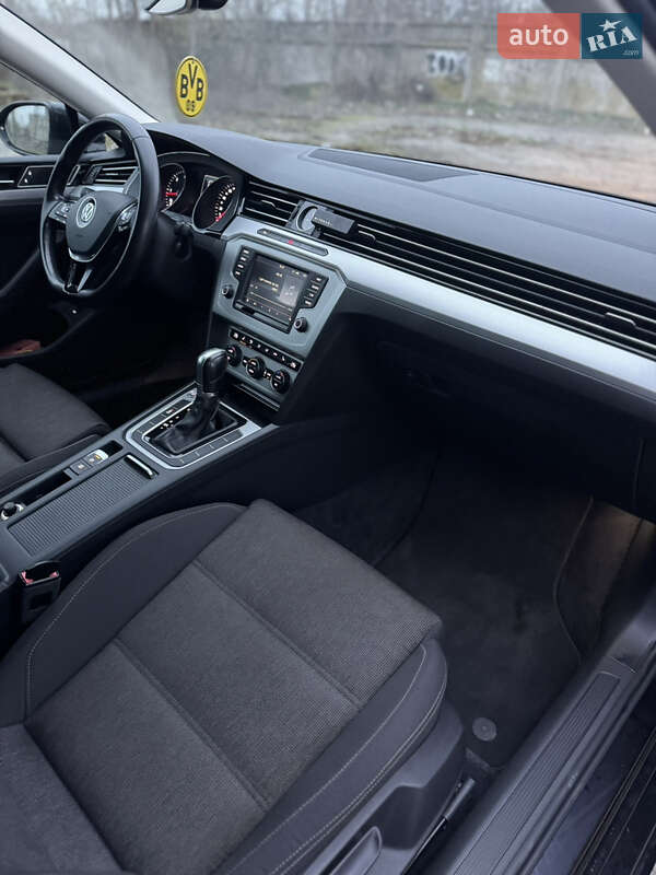 Універсал Volkswagen Passat 2015 в Білгороді-Дністровському