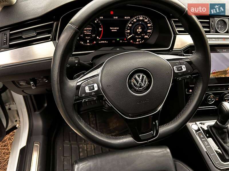 Універсал Volkswagen Passat 2018 в Дніпрі