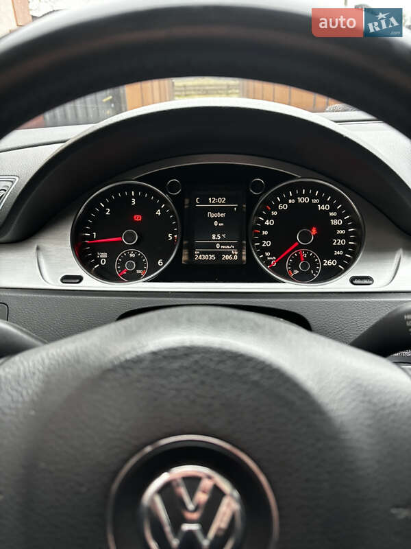 Универсал Volkswagen Passat 2012 в Березному