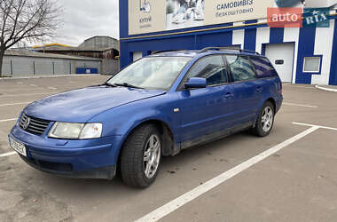 Универсал Volkswagen Passat 2000 в Киеве