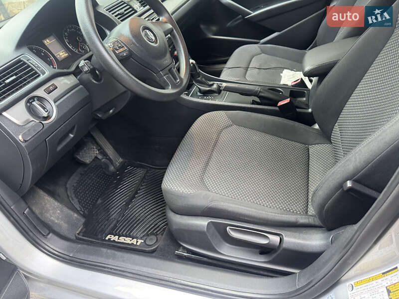 Седан Volkswagen Passat 2012 в Харкові фото 12 Седан Volkswagen Passat 2012 в Харкові