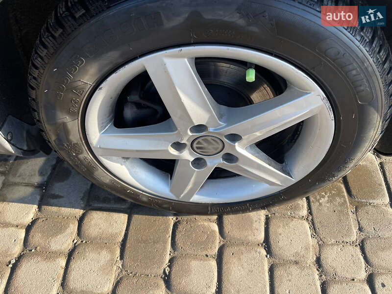 Универсал Volkswagen Passat 2005 в Львове