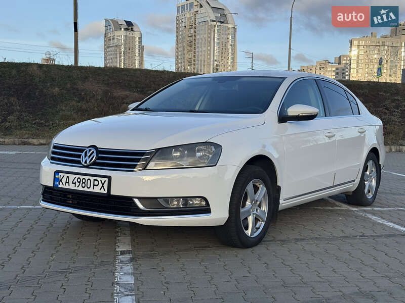 Volkswagen Passat 2011