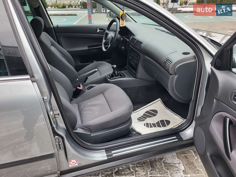 Седан Volkswagen Passat 2003 в Вінниці