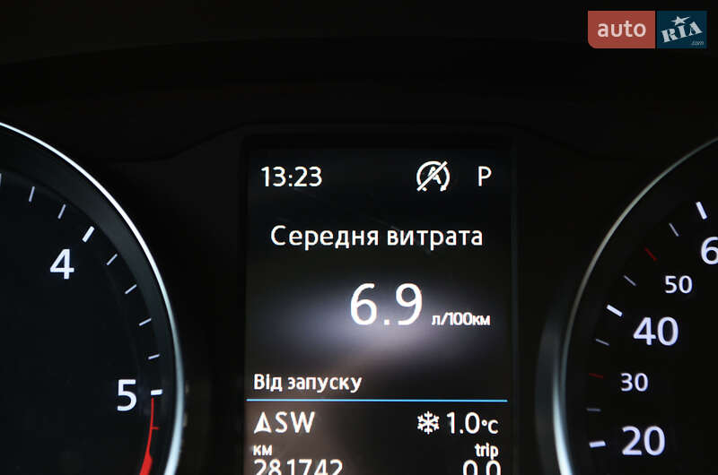 Універсал Volkswagen Passat 2017 в Києві