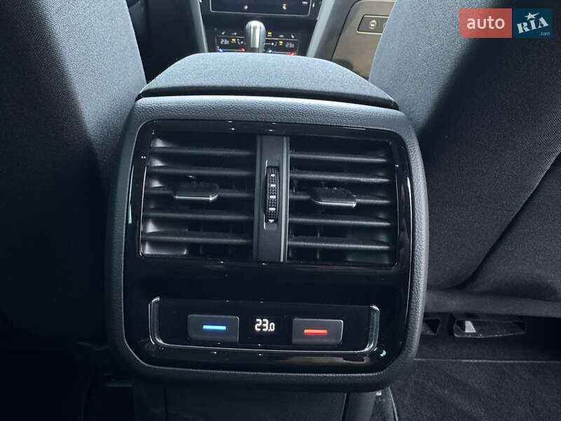 Універсал Volkswagen Passat 2020 в Луцьку фото 26 Універсал Volkswagen Passat 2020 в Луцьку