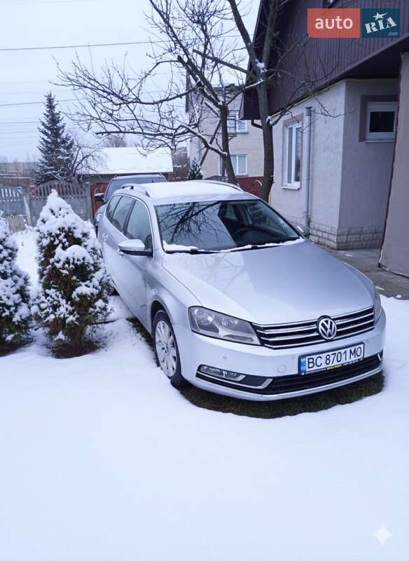 Універсал Volkswagen Passat 2011 в Шептицькому