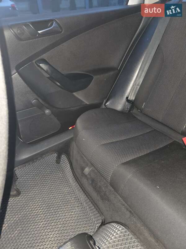 Универсал Volkswagen Passat 2008 в Березному