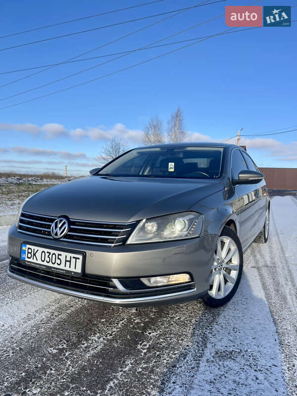Volkswagen Passat 2012