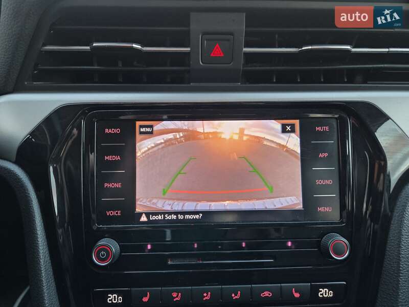 Седан Volkswagen Passat 2020 в Києві