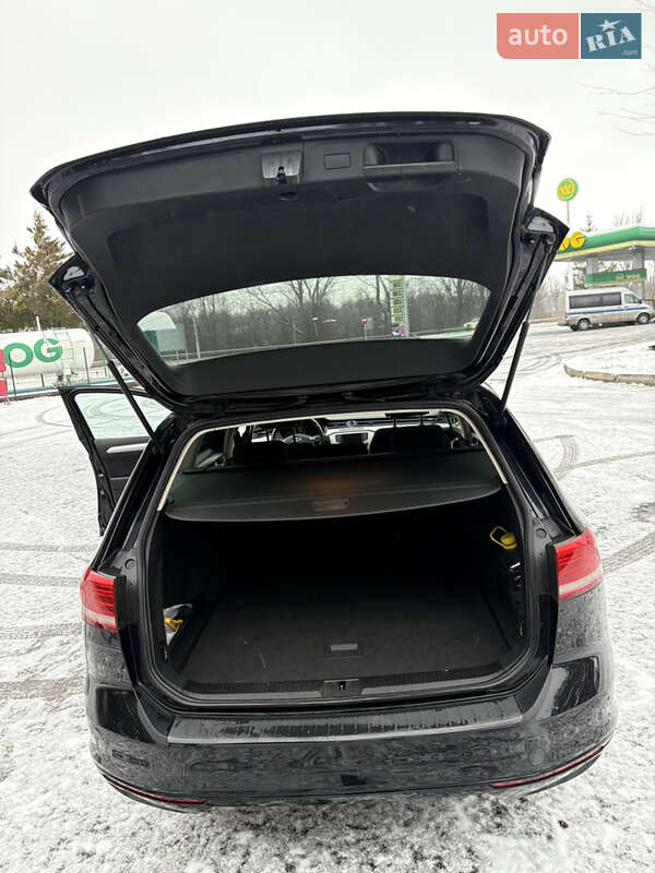 Універсал Volkswagen Passat 2015 в Стрию