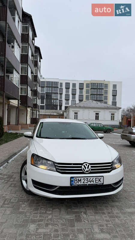 Седан Volkswagen Passat 2013 в Сумах
