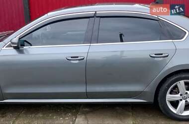 Седан Volkswagen Passat 2013 в Буче