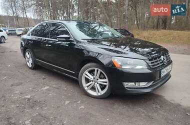 Седан Volkswagen Passat 2014 в Попільні