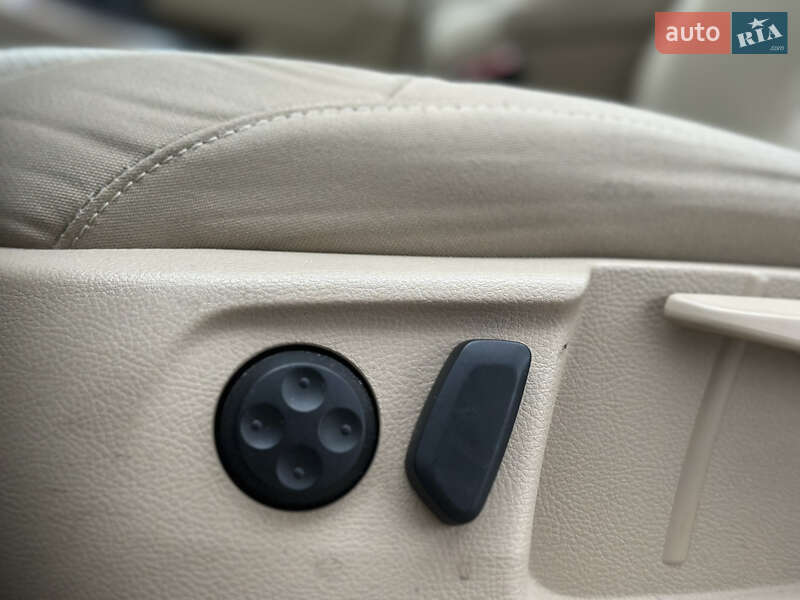 Универсал Volkswagen Passat 2011 в Дрогобыче фото 45 Универсал Volkswagen Passat 2011 в Дрогобыче