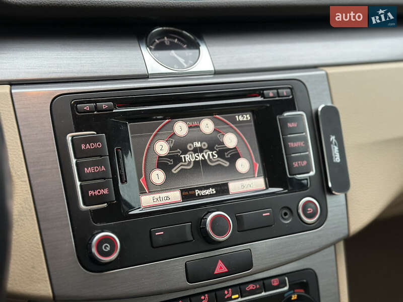 Универсал Volkswagen Passat 2011 в Дрогобыче фото 52 Универсал Volkswagen Passat 2011 в Дрогобыче