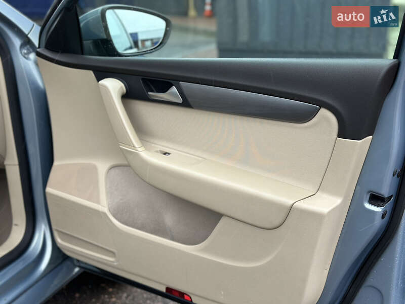 Универсал Volkswagen Passat 2011 в Дрогобыче фото 68 Универсал Volkswagen Passat 2011 в Дрогобыче