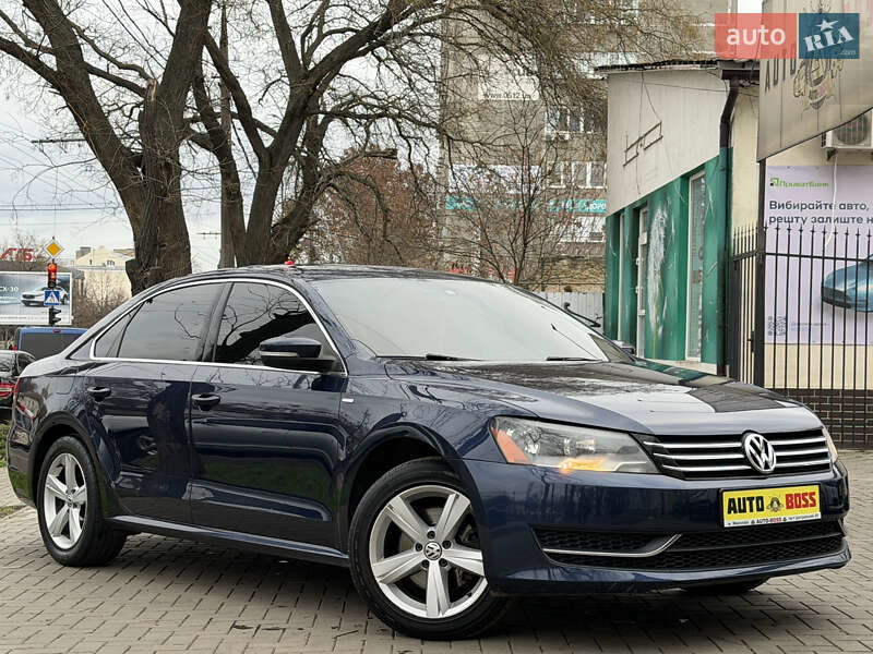 Седан Volkswagen Passat 2013 в Миколаєві