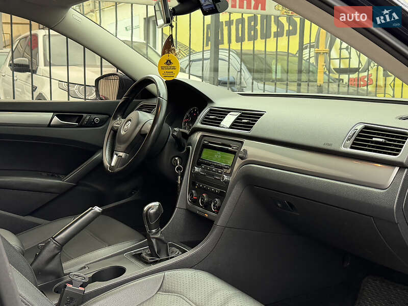 Седан Volkswagen Passat 2013 в Миколаєві