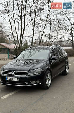 Універсал Volkswagen Passat 2010 в Харкові