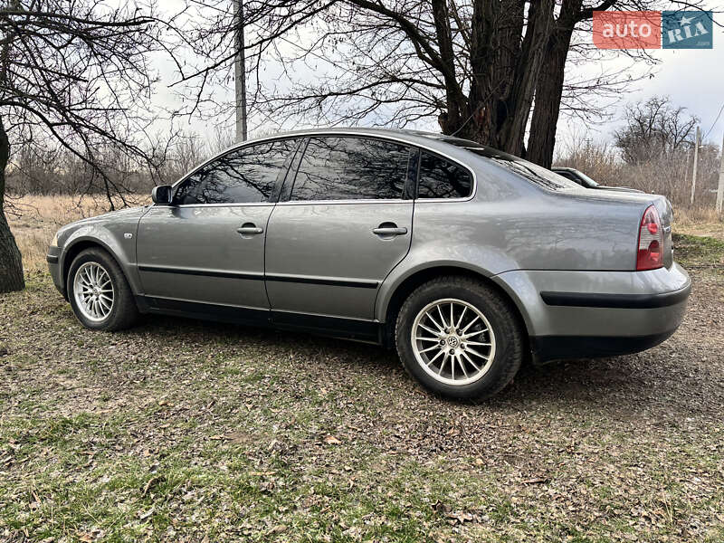 Volkswagen Passat 2003