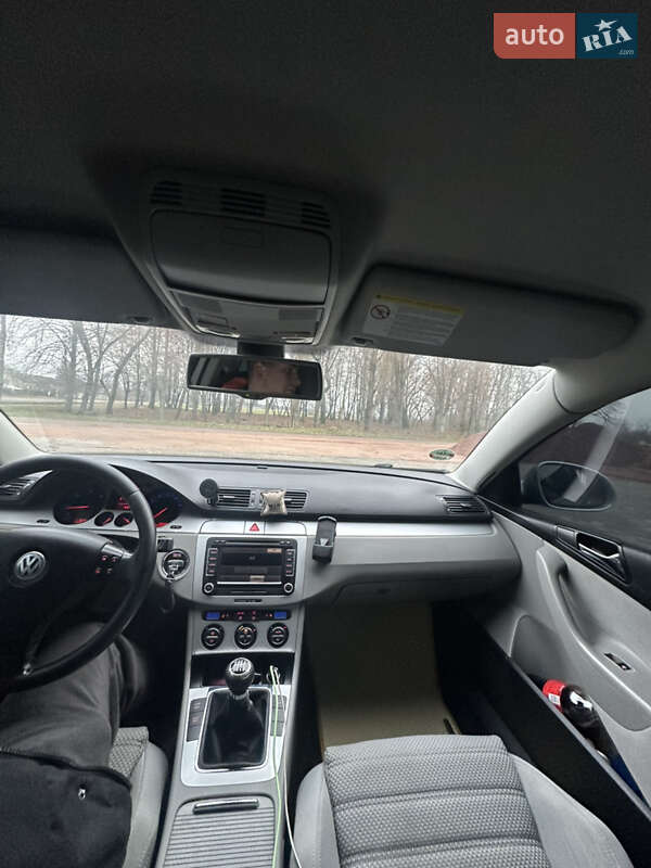 Универсал Volkswagen Passat 2007 в Овруче