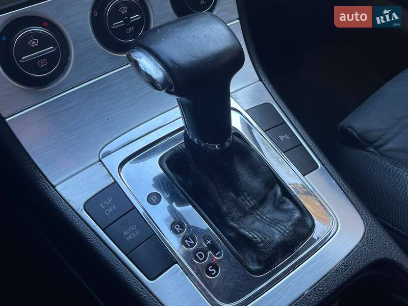 Седан Volkswagen Passat 2008 в Николаеве