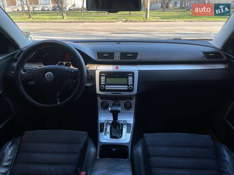Седан Volkswagen Passat 2008 в Николаеве