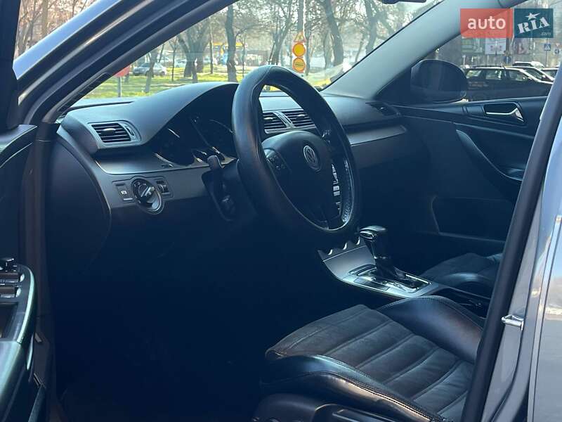 Седан Volkswagen Passat 2008 в Николаеве