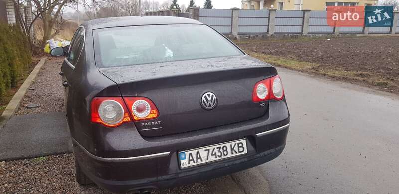 Седан Volkswagen Passat 2007 в Киеве
