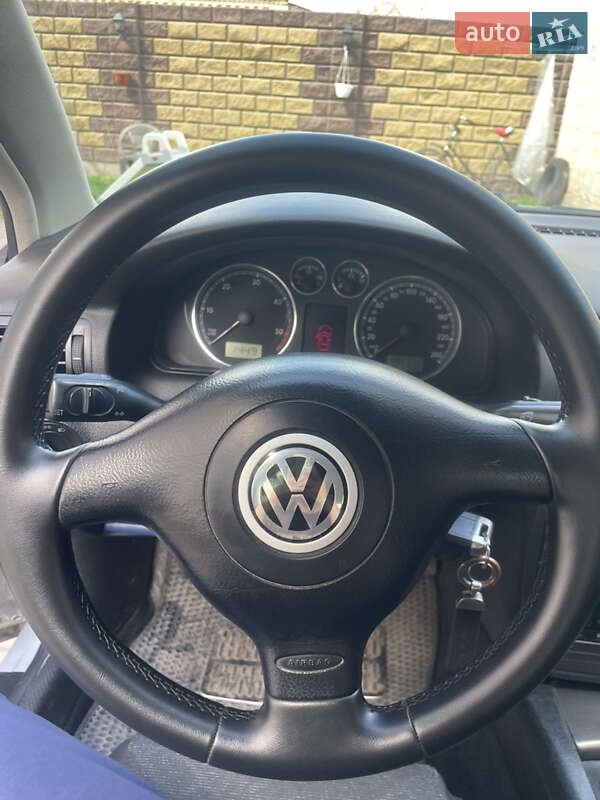 Универсал Volkswagen Passat 2002 в Луцке