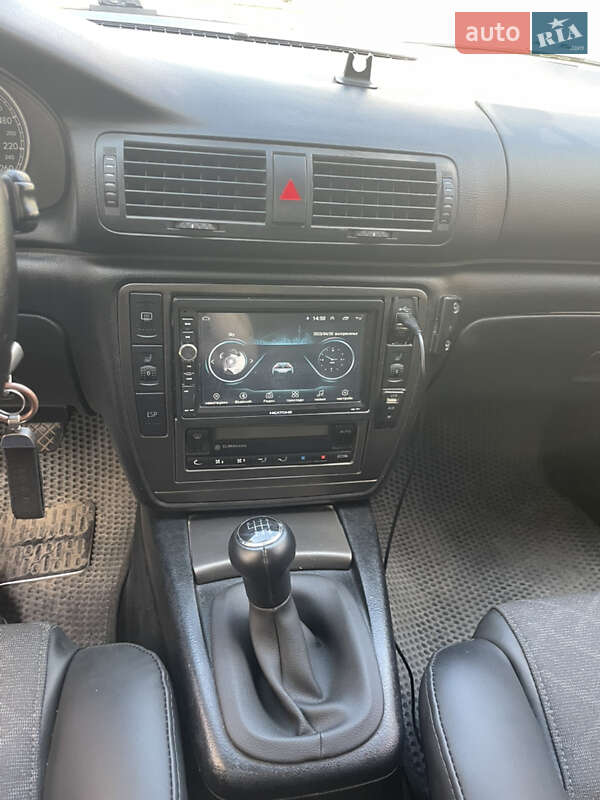 Универсал Volkswagen Passat 2002 в Луцке