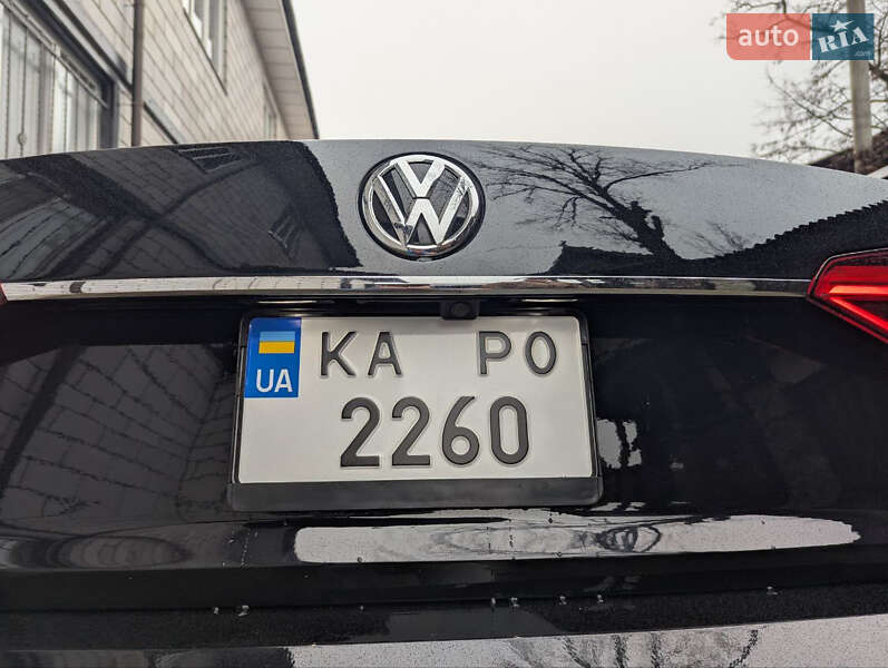 Седан Volkswagen Passat 2017 в Києві