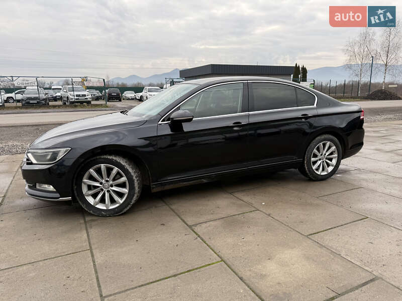 Седан Volkswagen Passat 2015 в Хусте